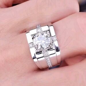 Elegant Silver Mens Ring Sz 13